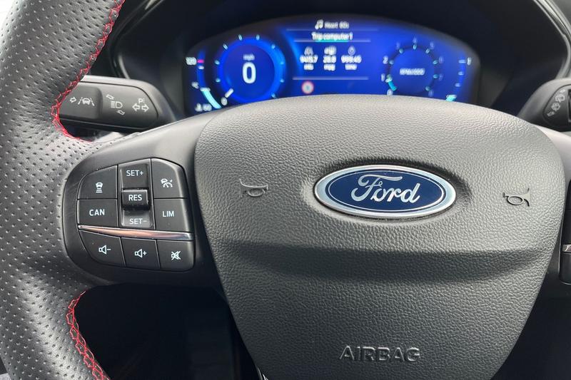 Used Ford Focus 2022 for sale - 76350435: Photo 36