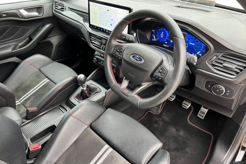 Used Ford Focus 2022 for sale - 76350435: Photo 9