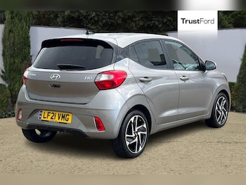 Used Hyundai i10 2021 for sale - 75752059: Photo