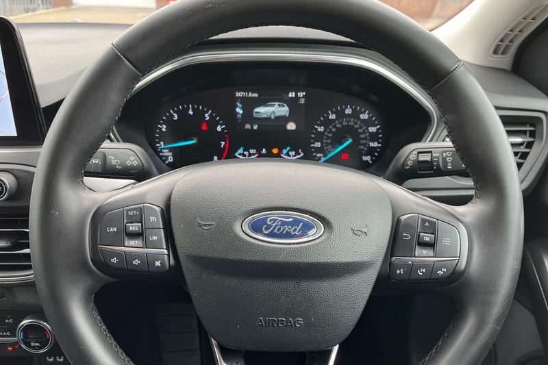 Used Ford Focus 2021 for sale - 76131370: Photo 12