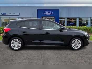 Used Ford Focus 2021 for sale - 76131370: Photo