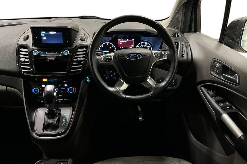Used Ford Grand Tourneo Connect 2019 for sale - 76953806: Photo 11