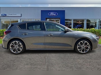 Used Ford Focus 2026 for sale - 79102468: Photo