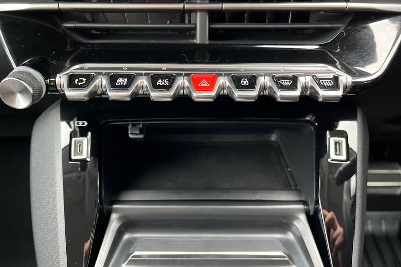 Used Peugeot 208 2023 for sale - 76382011: Photo 32