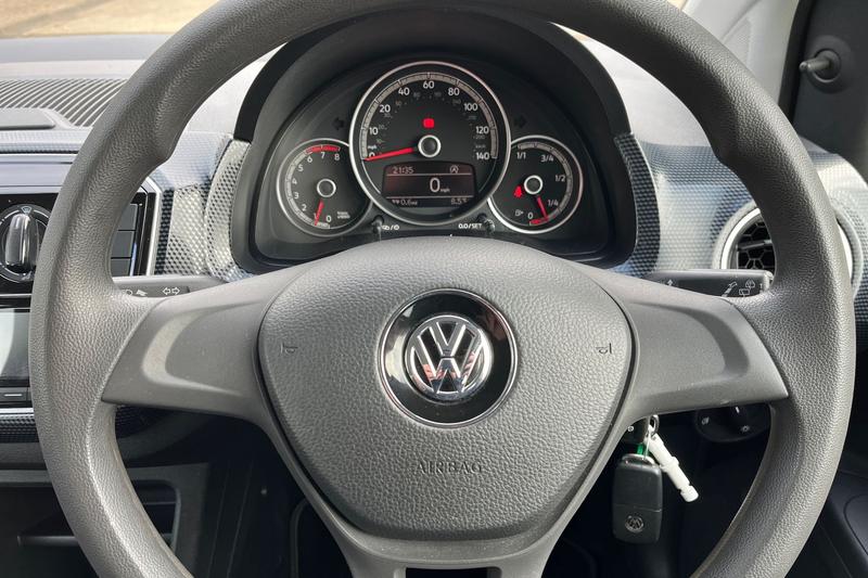 Used Volkswagen up! 2018 for sale - 77794811: Photo 12