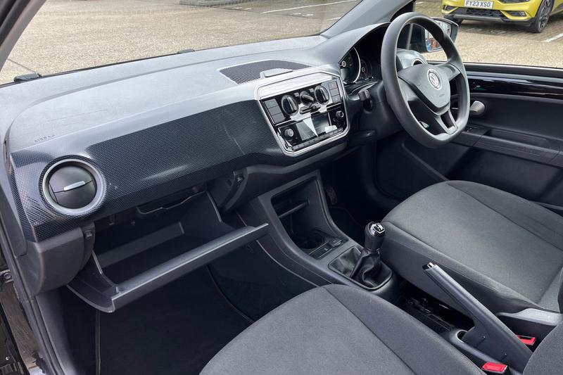 Used Volkswagen up! 2018 for sale - 77794811: Photo 38