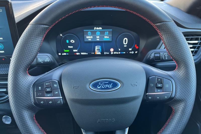 Used Ford Kuga 2025 for sale - 76797028: Photo 12