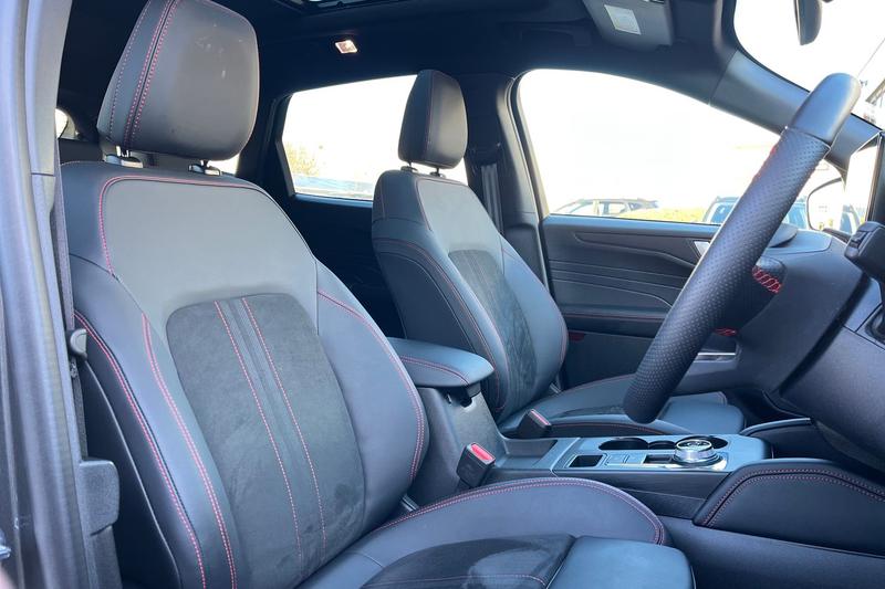 Used Ford Kuga 2025 for sale - 76797028: Photo 17