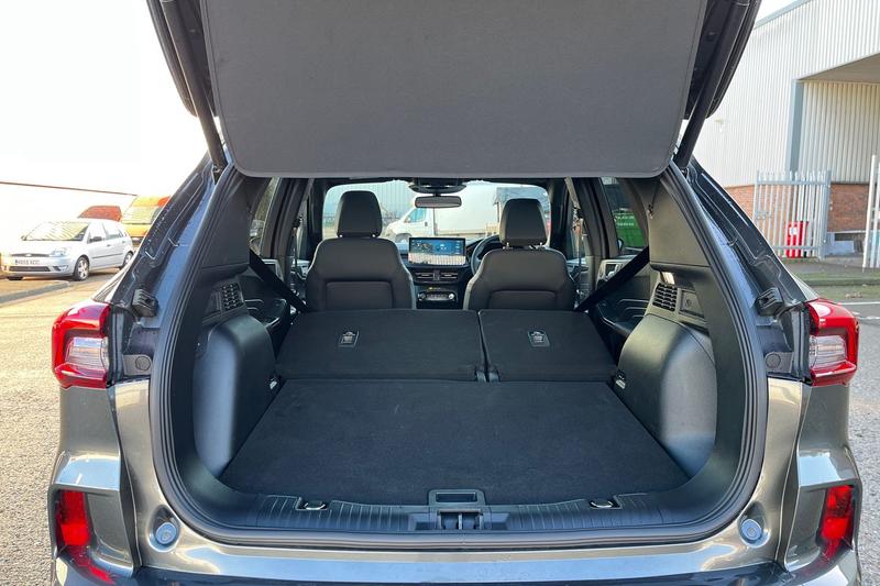 Used Ford Kuga 2025 for sale - 76797028: Photo 25