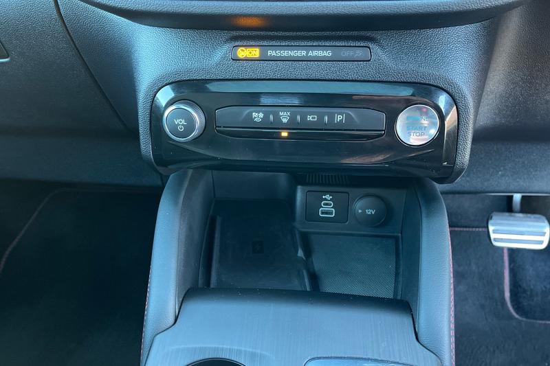 Used Ford Kuga 2025 for sale - 76797028: Photo 33