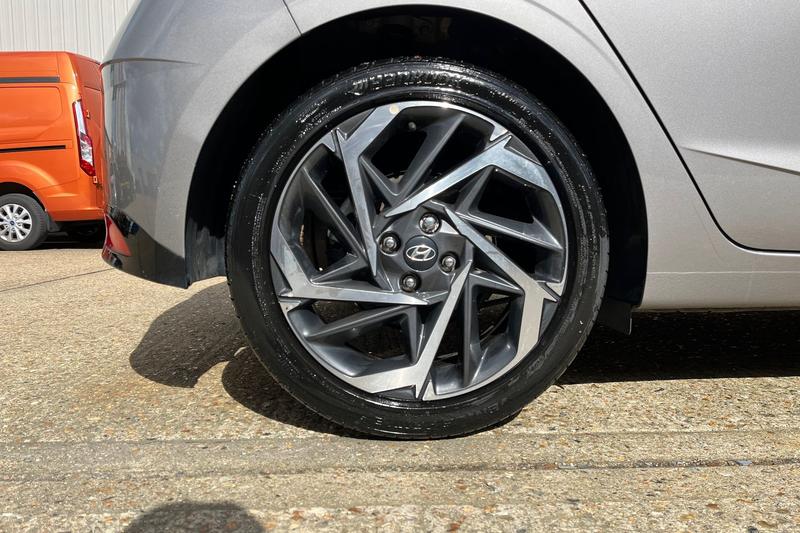 Used Hyundai i20 2023 for sale - 78015405: Photo 8