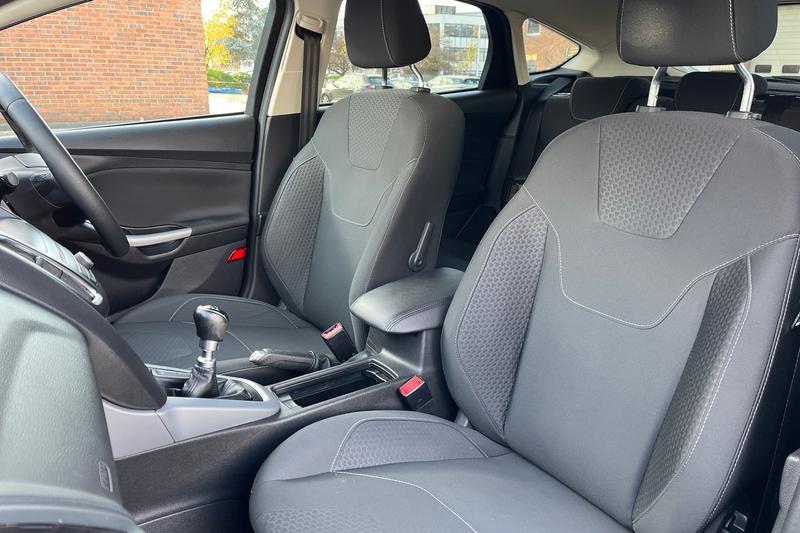 Used Ford Focus 2017 for sale - 76467798: Photo 19