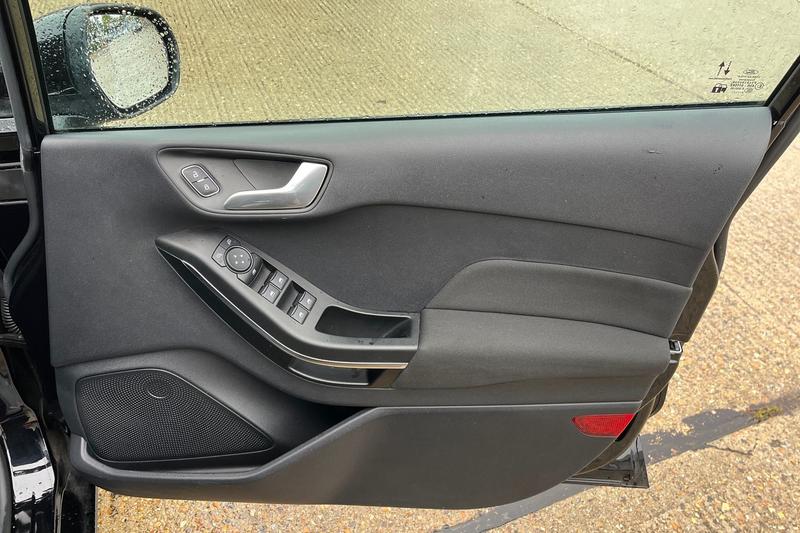 Used Ford Fiesta 2022 for sale - 76168324: Photo 40