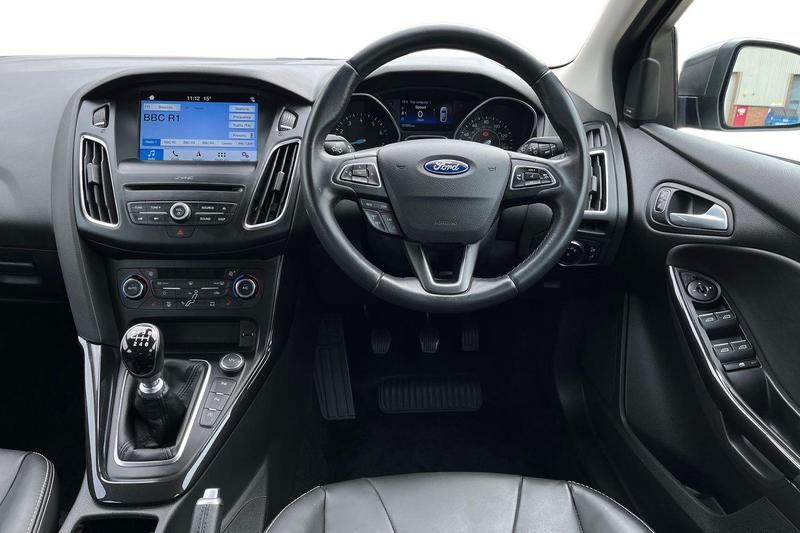 Used Ford Focus 2017 for sale - 78095250: Photo 11