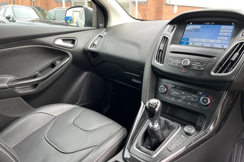 Used Ford Focus 2017 for sale - 78095250: Photo 31