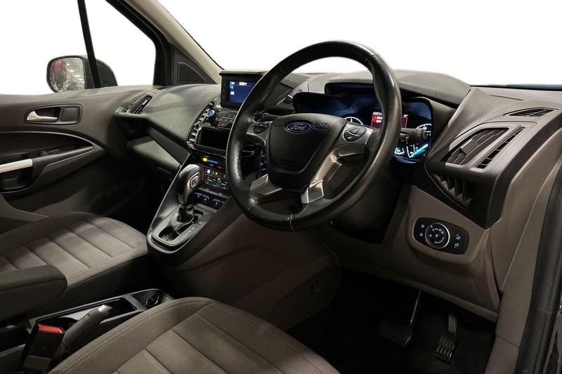 Used Ford Grand Tourneo Connect 2019 for sale - 77124155: Photo 9