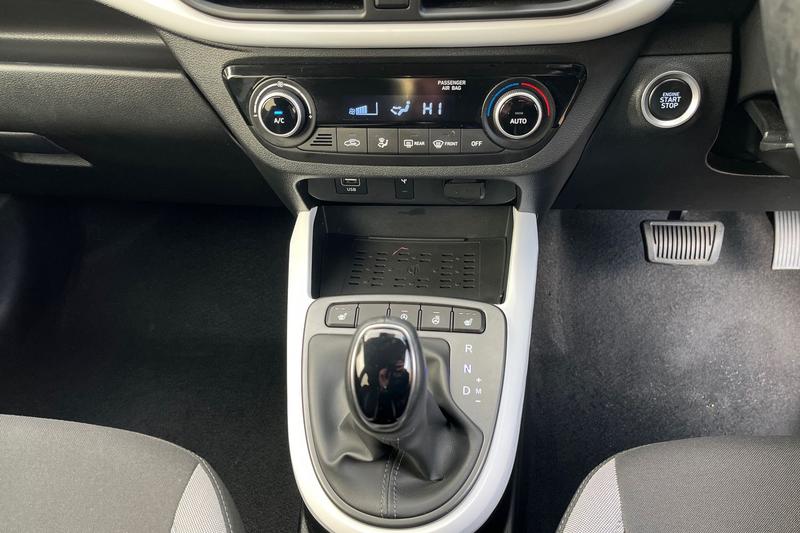 Used Hyundai i10 2023 for sale - 77575801: Photo 30