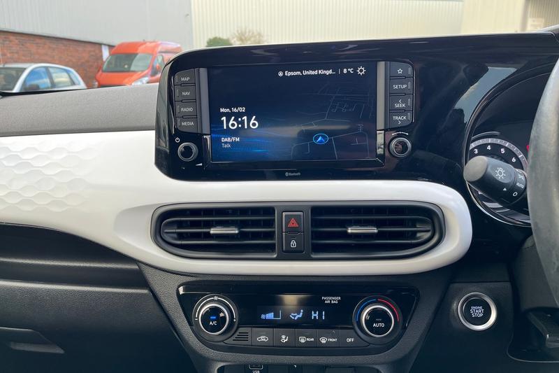 Used Hyundai i10 2023 for sale - 77575801: Photo 31