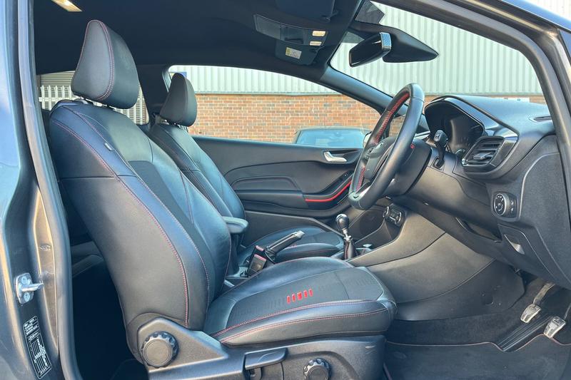 Used Ford Fiesta 2019 for sale - 78117213: Photo 30