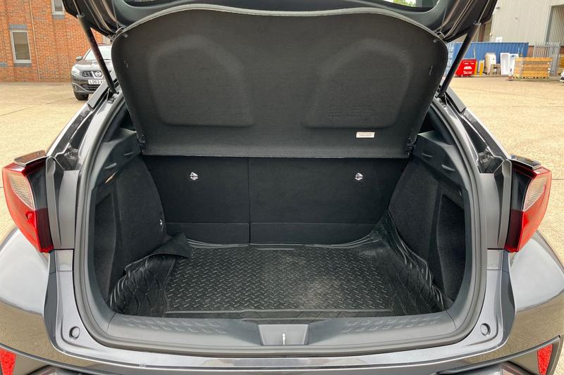 Vehicle 21