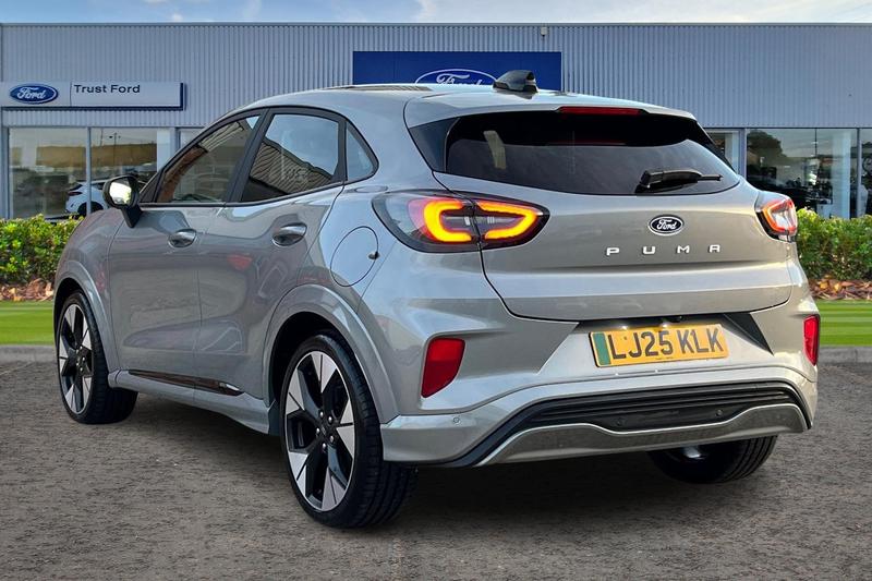 Used Ford Puma 2025 for sale - 76621543: Photo 2