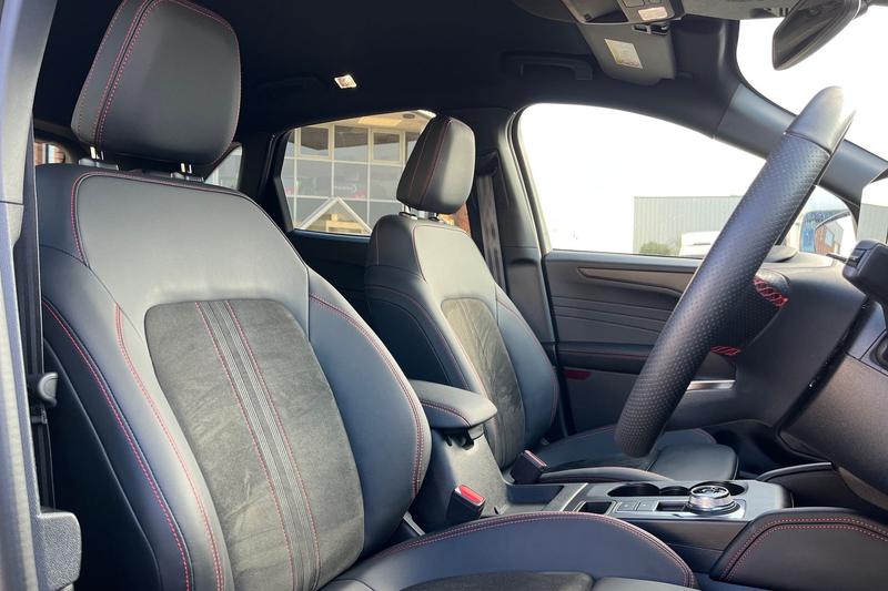 Used Ford Kuga 2024 for sale - 76703165: Photo 17