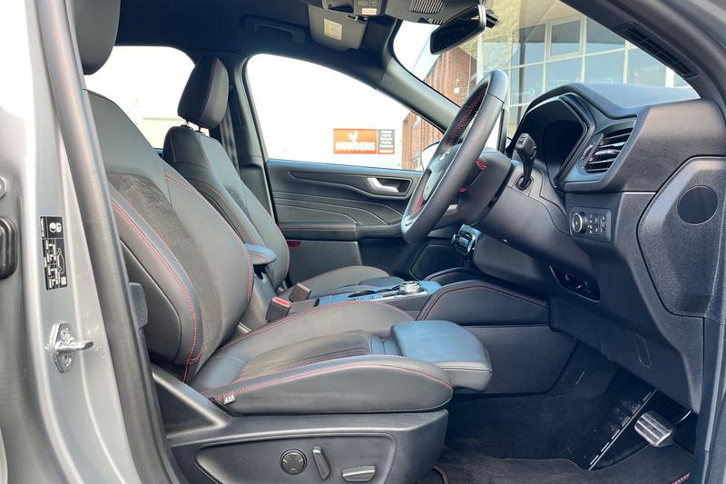 Used Ford Kuga 2024 for sale - 76703165: Photo 31