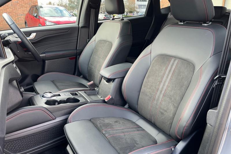 Used Ford Kuga 2025 for sale - 77367676: Photo 19