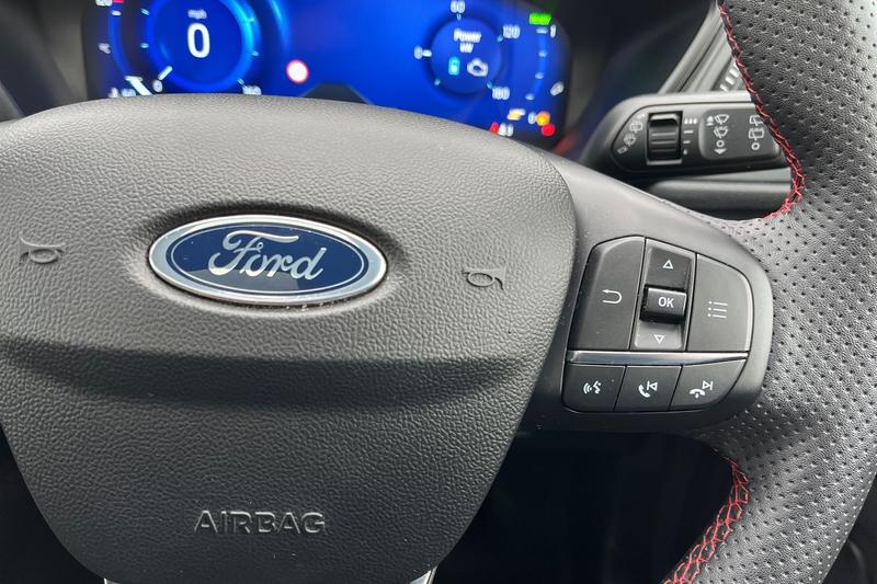 Used Ford Kuga 2022 for sale - 76332541: Photo 37
