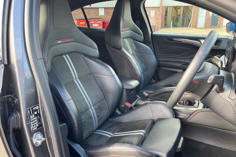 Used Ford Focus 2023 for sale - 76350433: Photo 17