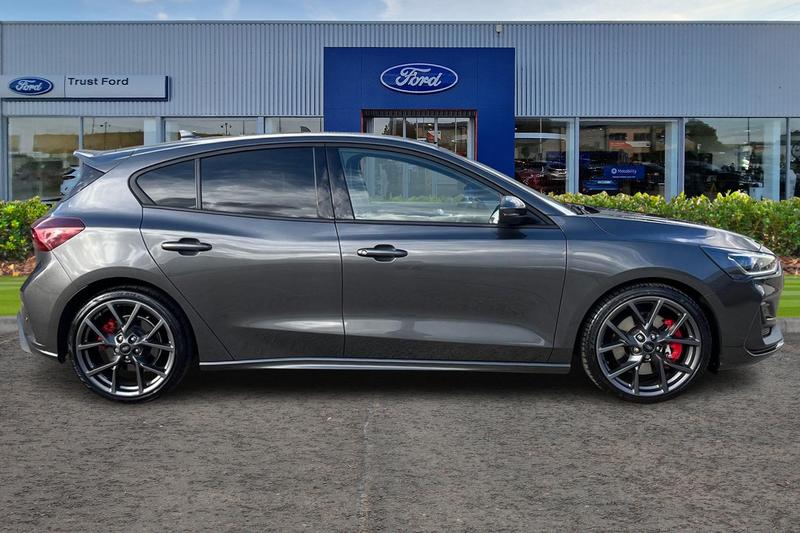 Used Ford Focus 2023 for sale - 76350433: Photo 3