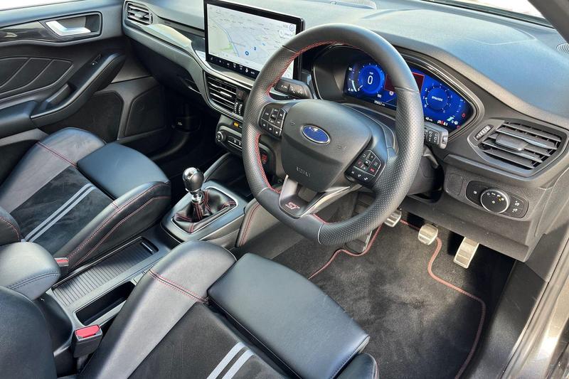 Used Ford Focus 2023 for sale - 76350433: Photo 9