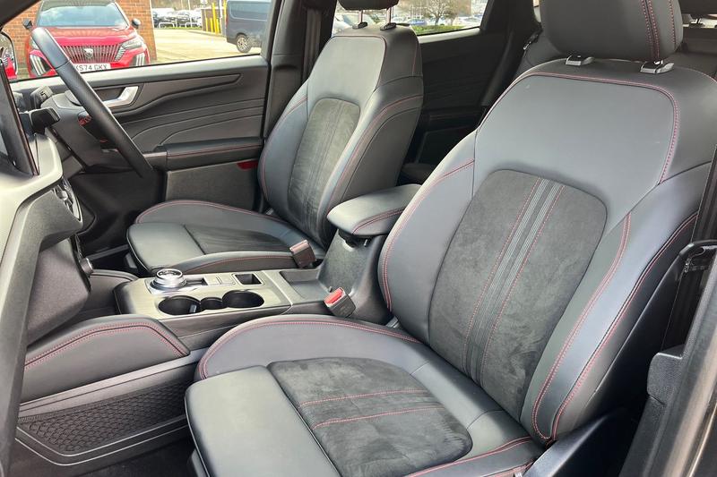 Used Ford Kuga 2025 for sale - 77301051: Photo 19