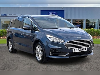 2.5 FHEV 190 Titanium 5dr CVT AUTO