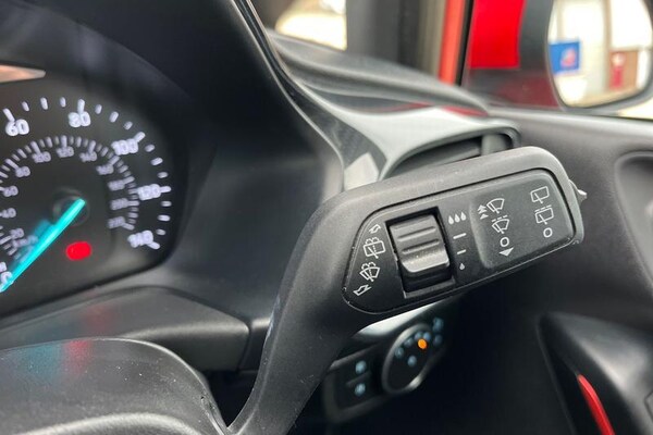 Used Ford Fiesta 2018 for sale - 76255430: Photo 15
