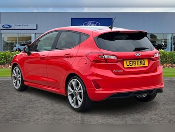 Used Ford Fiesta 2018 for sale - 76255430: Photo 2