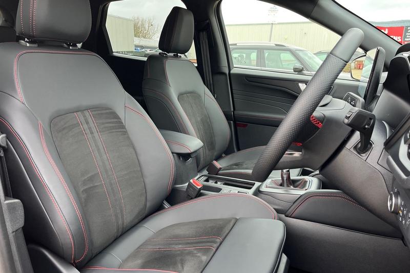 Used Ford Kuga 2025 for sale - 77647447: Photo 17