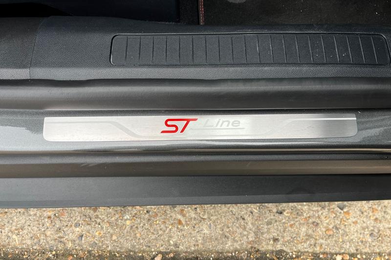 Used Ford Kuga 2025 for sale - 77647447: Photo 29