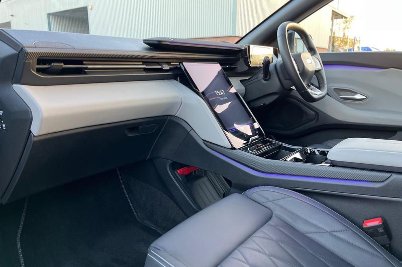 Used Ford Explorer 2024 for sale - 76609182: Photo 18