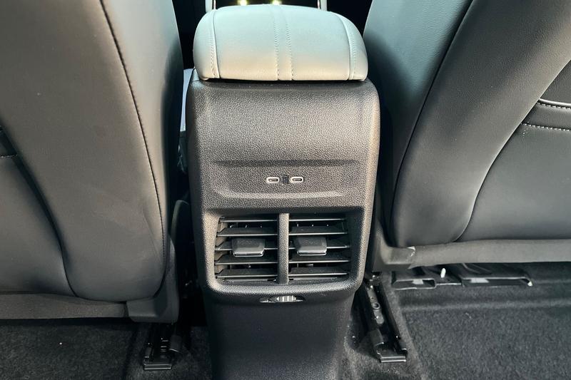 Used Ford Explorer 2024 for sale - 76609182: Photo 29