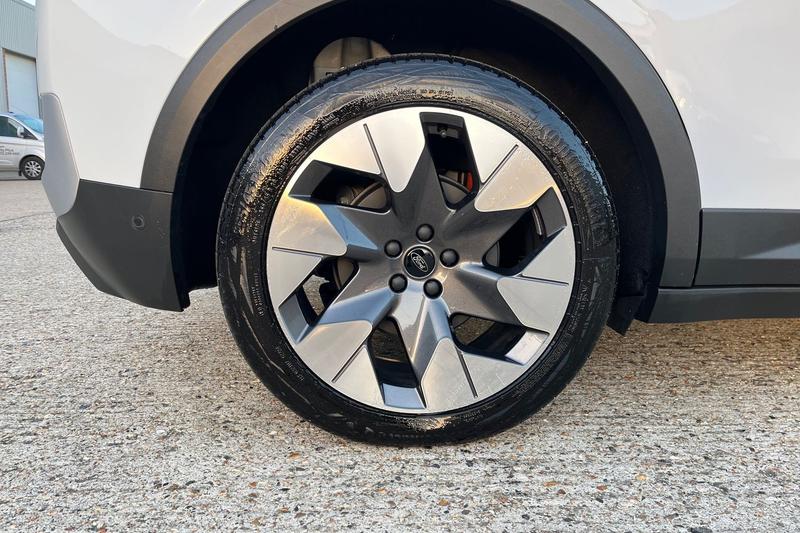 Used Ford Explorer 2024 for sale - 76609182: Photo 8