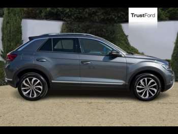 Used Volkswagen T-Roc 2022 for sale - 75029522: Photo