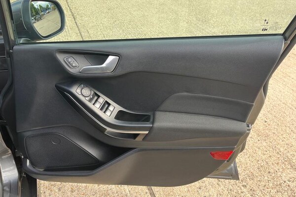 Used Ford Fiesta 2023 for sale - 75621072: Photo 40