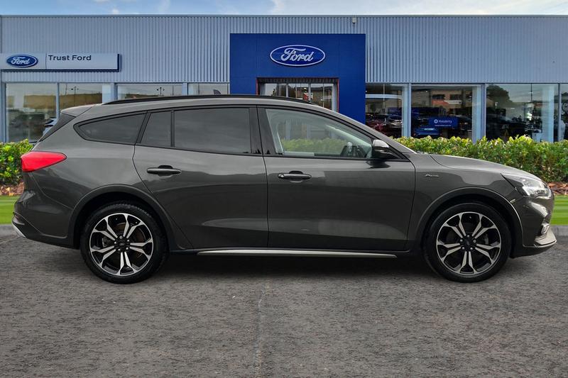 Used Ford Focus 2021 for sale - 76405313: Photo 3