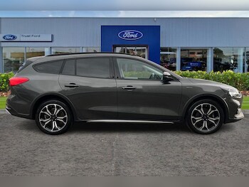 Used Ford Focus 2021 for sale - 76405313: Photo