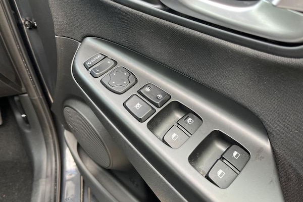 Used Hyundai KONA 2022 for sale - 76216531: Photo 16