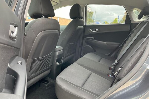 Used Hyundai KONA 2022 for sale - 76216531: Photo 30