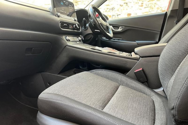Used Hyundai KONA 2021 for sale - 75428543: Photo 18