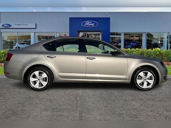 Used Skoda Octavia 2019 for sale - 76603433: Photo