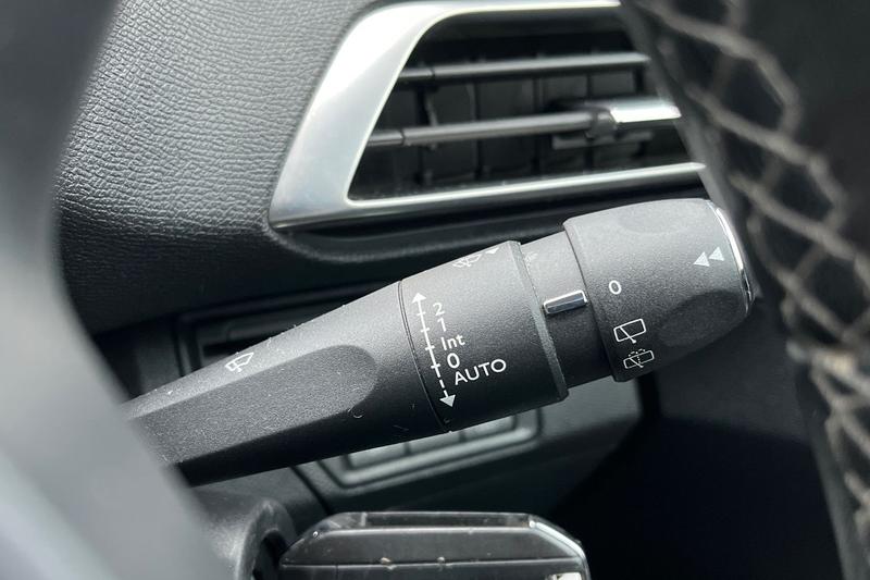 Used Peugeot 3008 2017 for sale - 77539262: Photo 15